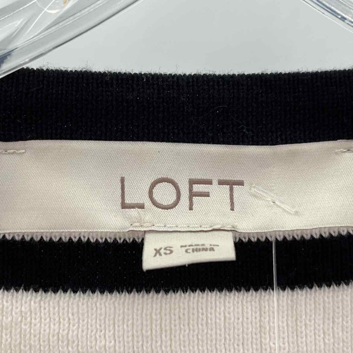 Size XS Ann Taylor Black Sweater