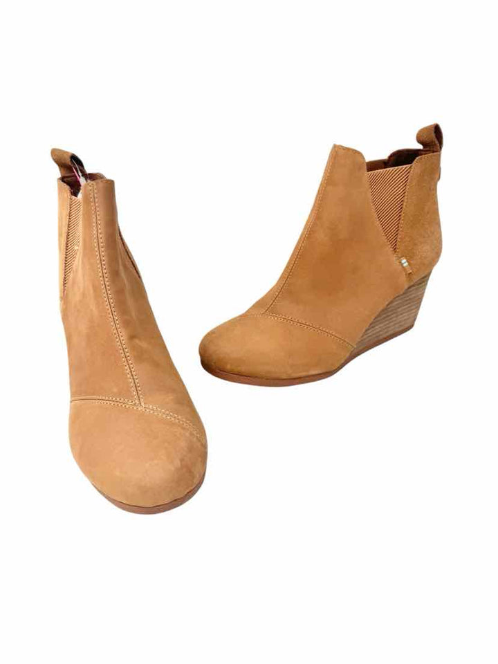 Shoe Size 8.5 Toms Tan Boots