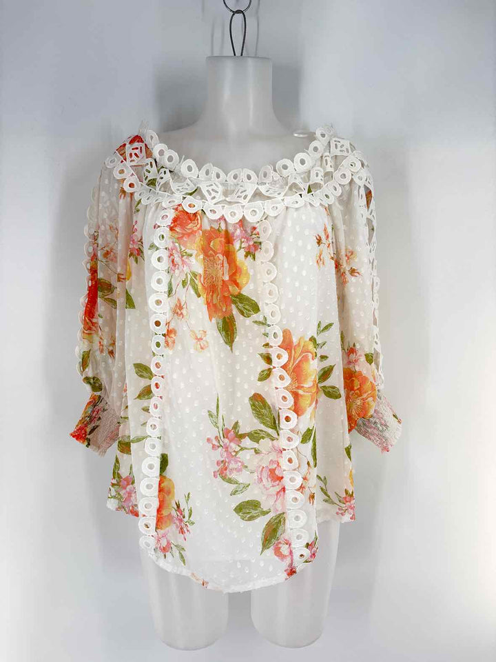 Size L VICI White Shirt
