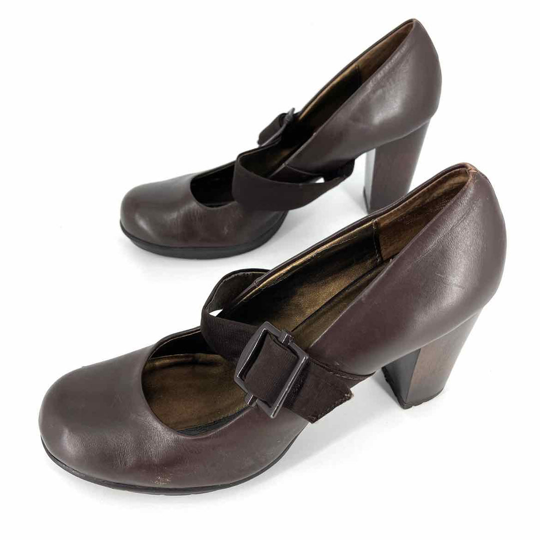 Shoe Size 8 Kenneth Cole Brown Leather Pumps