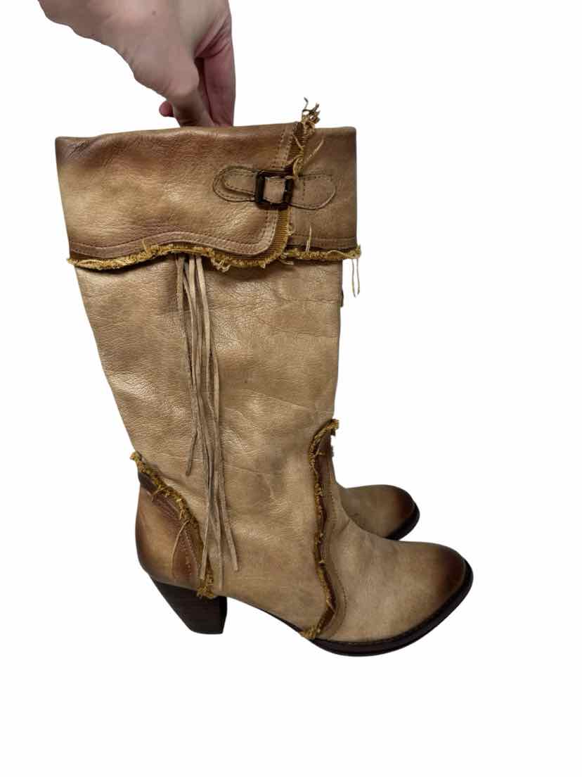 Shoe Size 38 CHOCOLATE BLU Tan Leather Boots