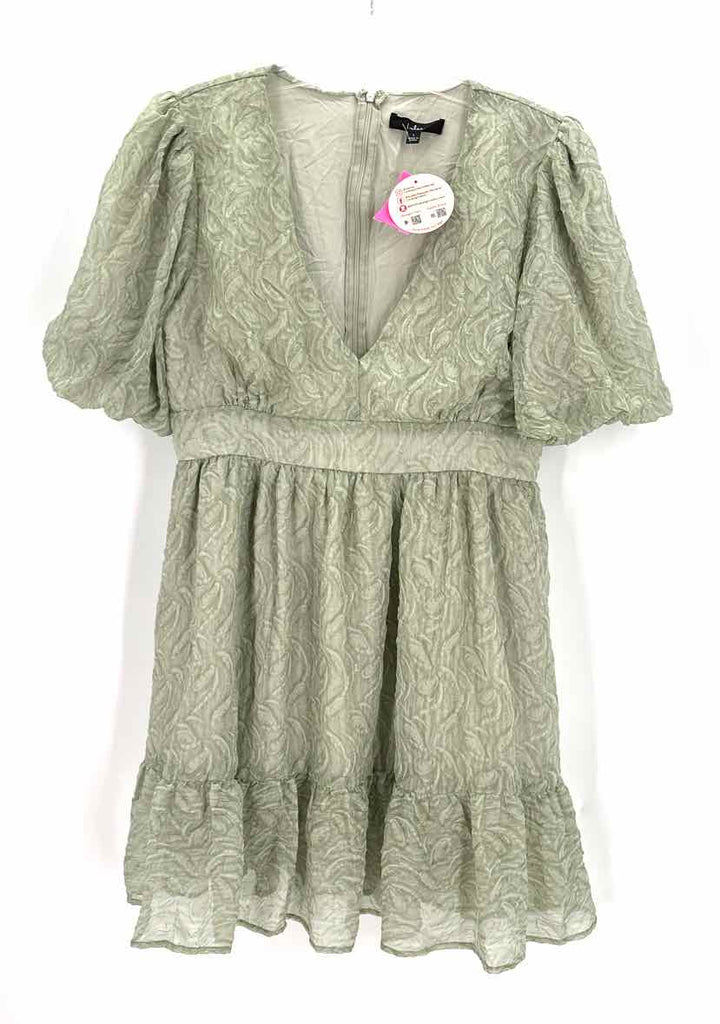 Size L LULUS Sage Dress