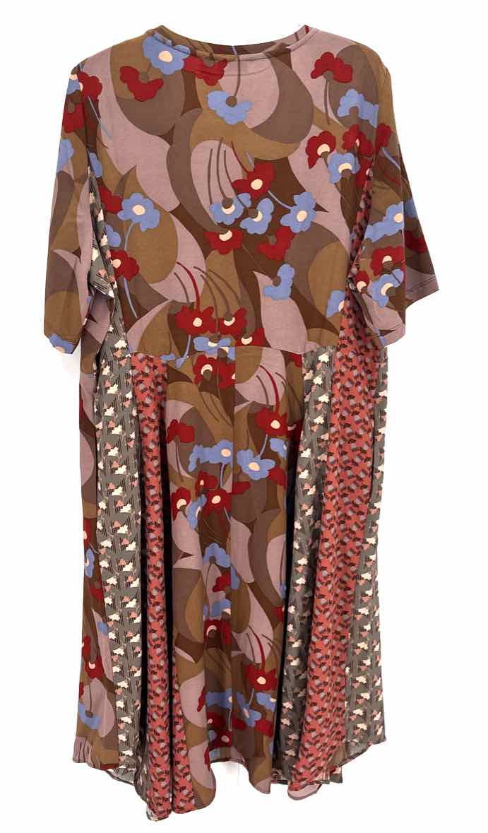 Size L LOGO Multi-Color Dress
