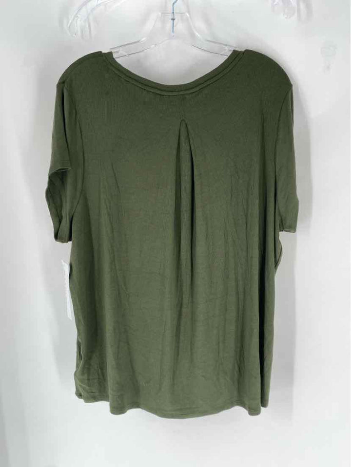 Size L Athleta Green Shirt