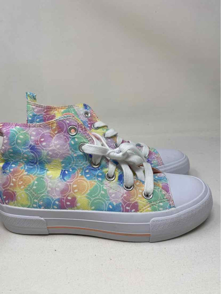 Shoe Size 6 Multi-Color Sneakers