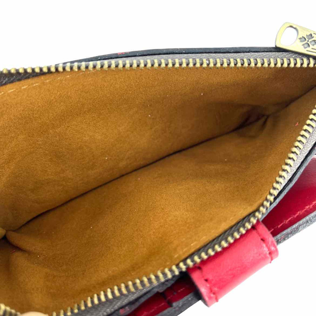 PATRICIA NASH Wallet