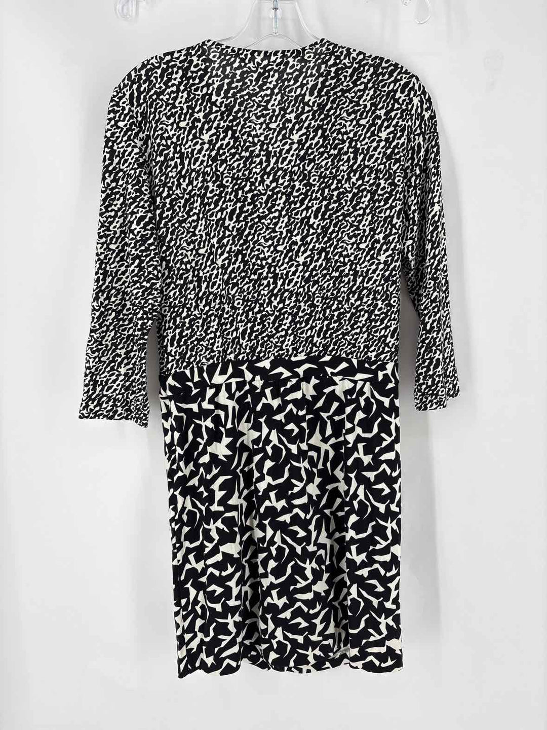 Size 8 DIANE VON FURSTENBERG Black/White Dress