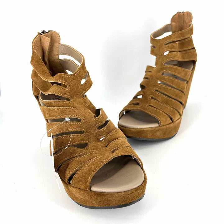 Shoe Size 40 CORDANI Brown Wedge