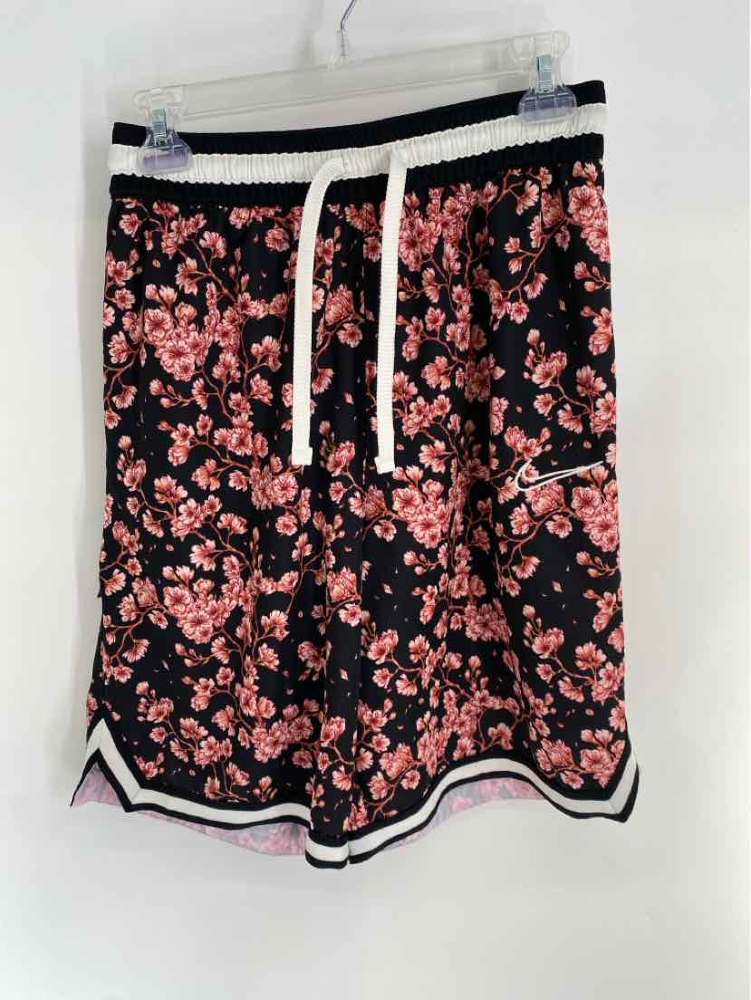 Size M Nike Pink Shorts