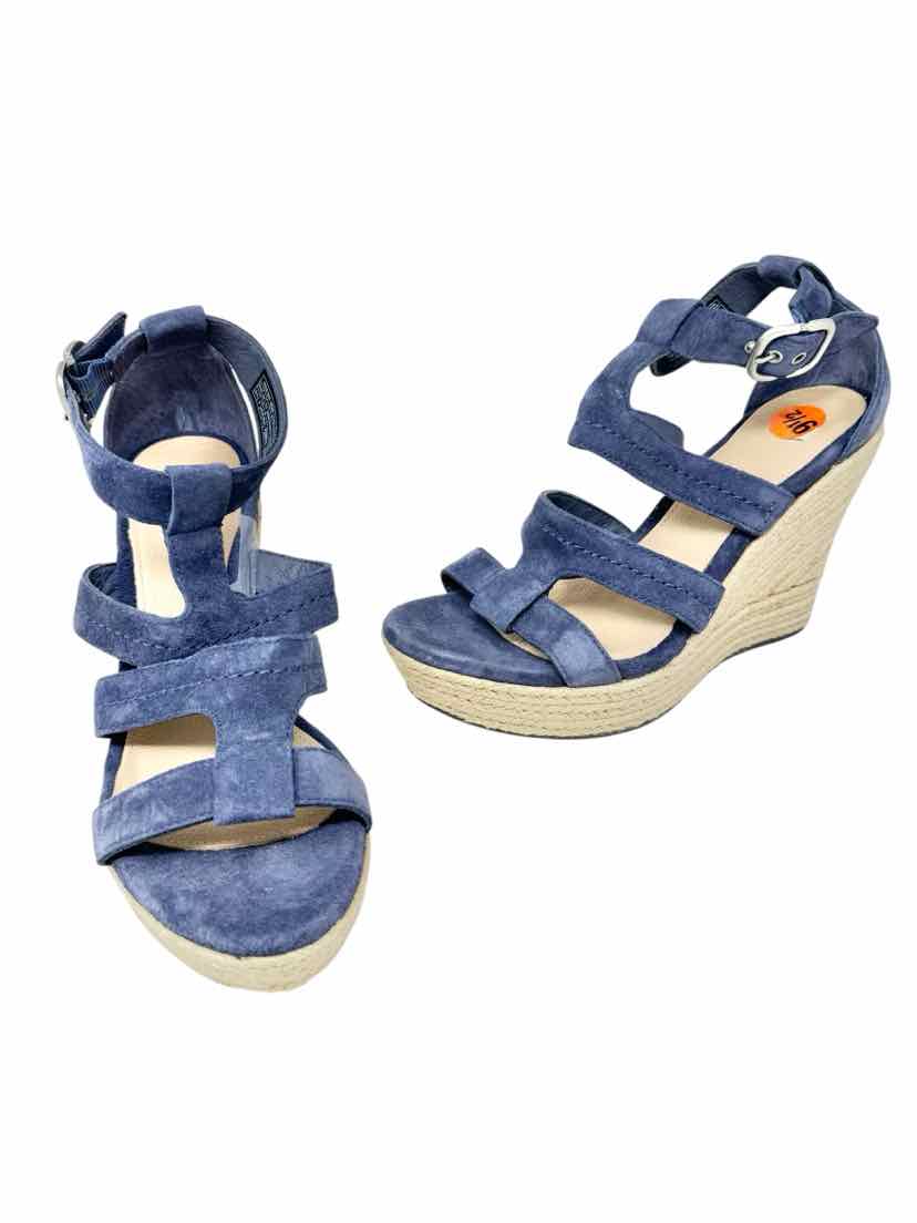 Shoe Size 9.5 Ugg Blue Sandals
