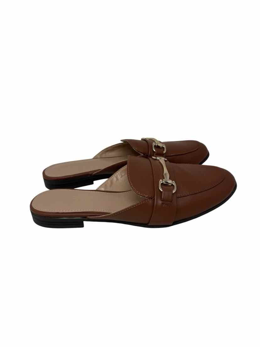 Shoe Size 7.5 BCBG Brown Mules
