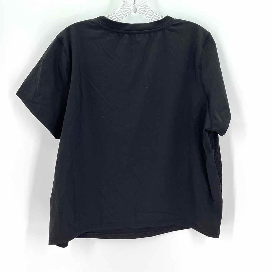 Size 3X Black Shirt
