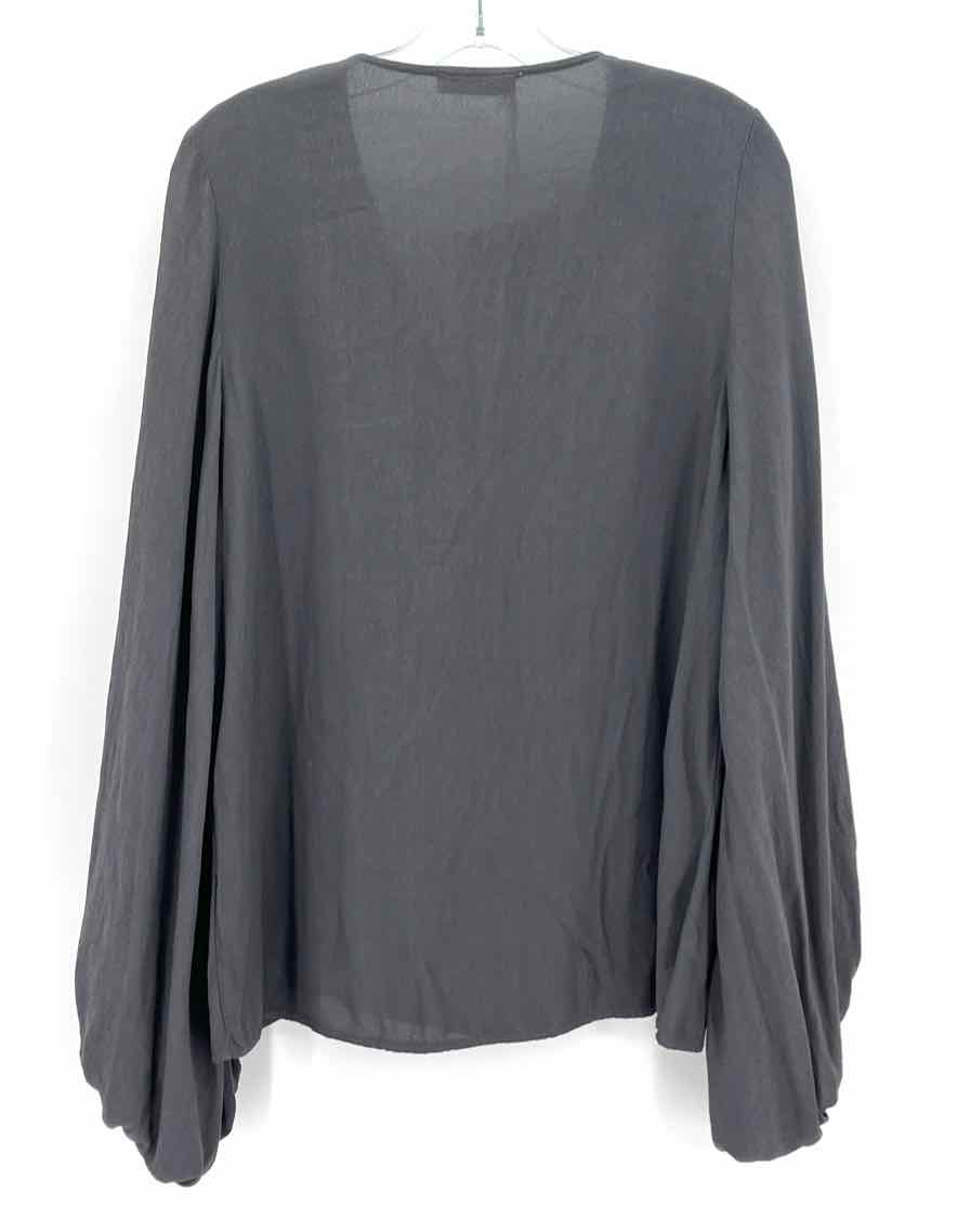 Size L Gray Shirt