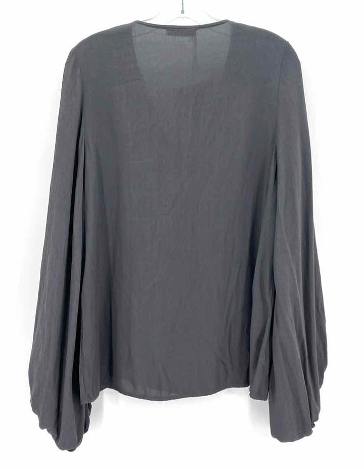 Size L Gray Shirt