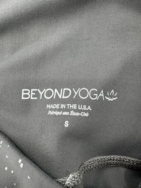 Size S BEYOND YOGA Gray Pants