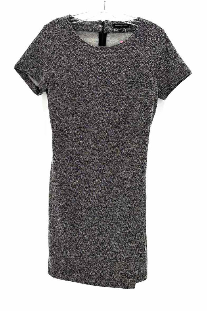 Size 6 Banana Republic Black/White Dress