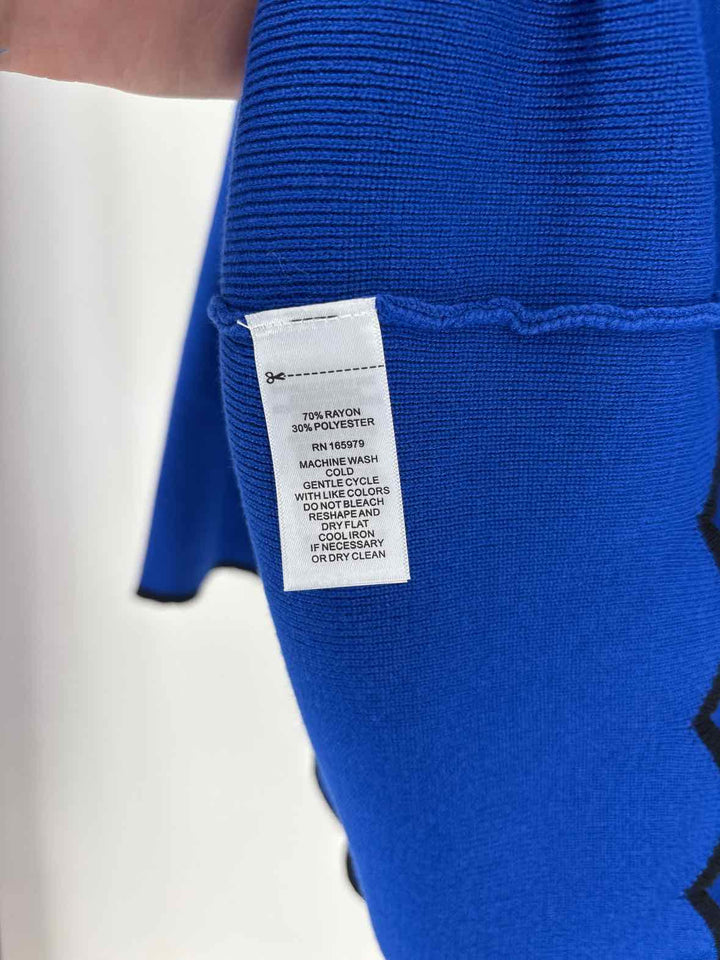 Size 1X CABLE & GAUGE Blue Knit Sweater