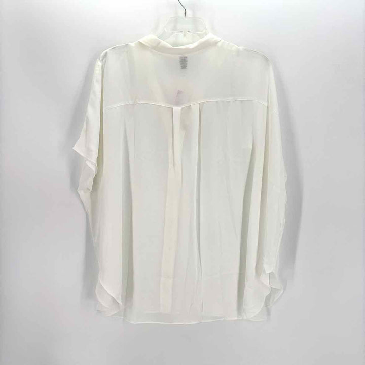 Size 3X White Shirt