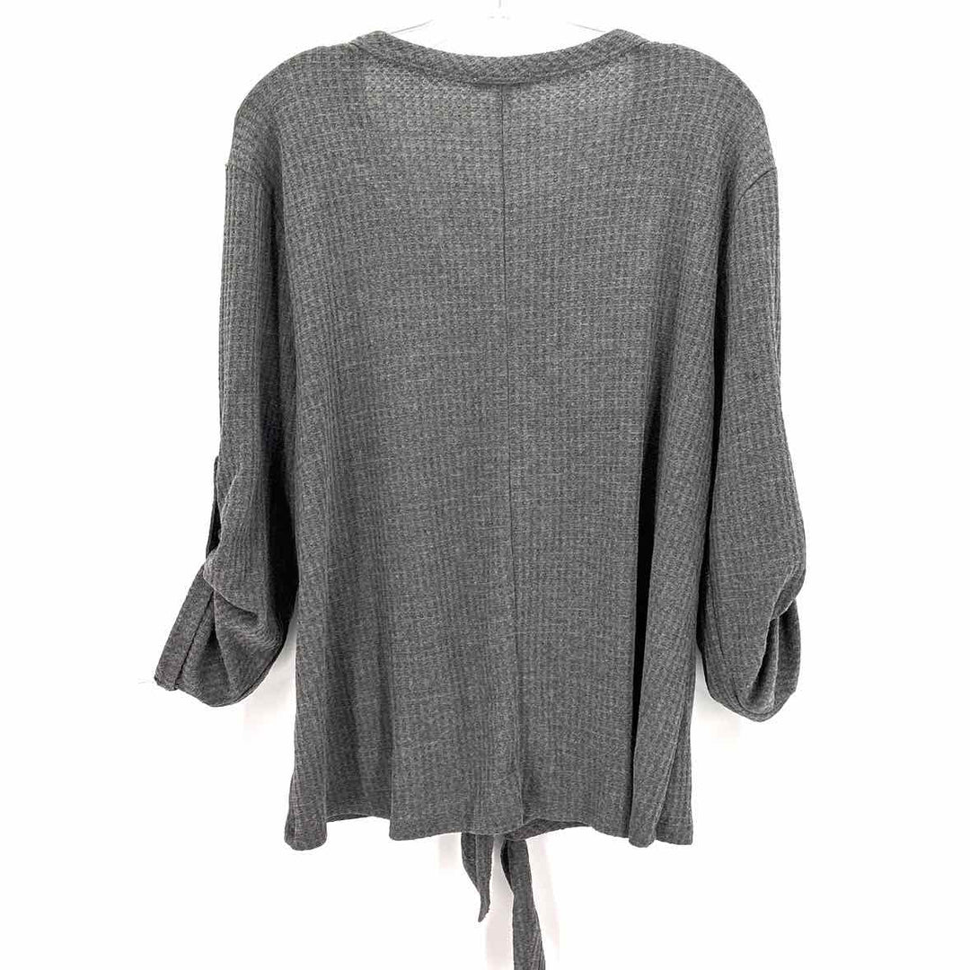 Size M Gray Sweater