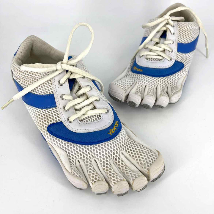 Shoe Size 42 White Mesh Sneakers