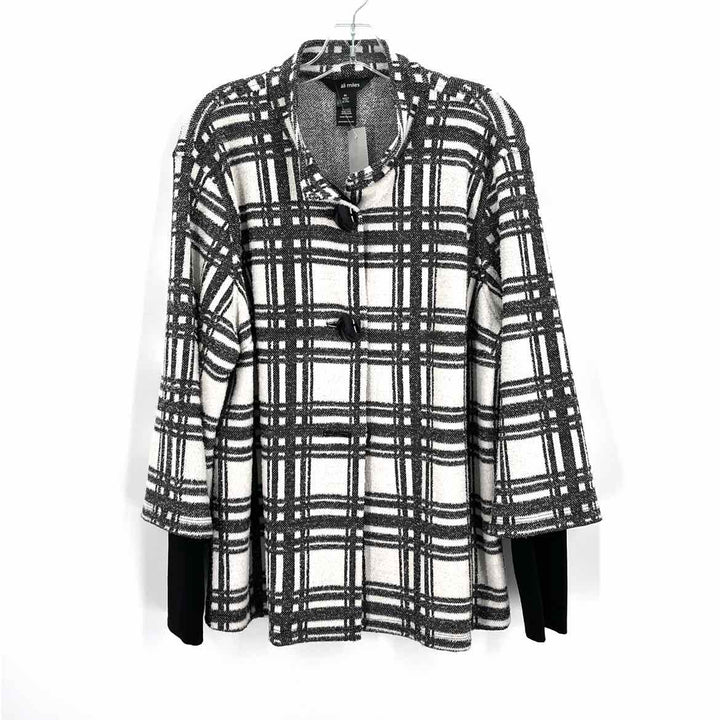 Size XL ALI MILES White Jacket