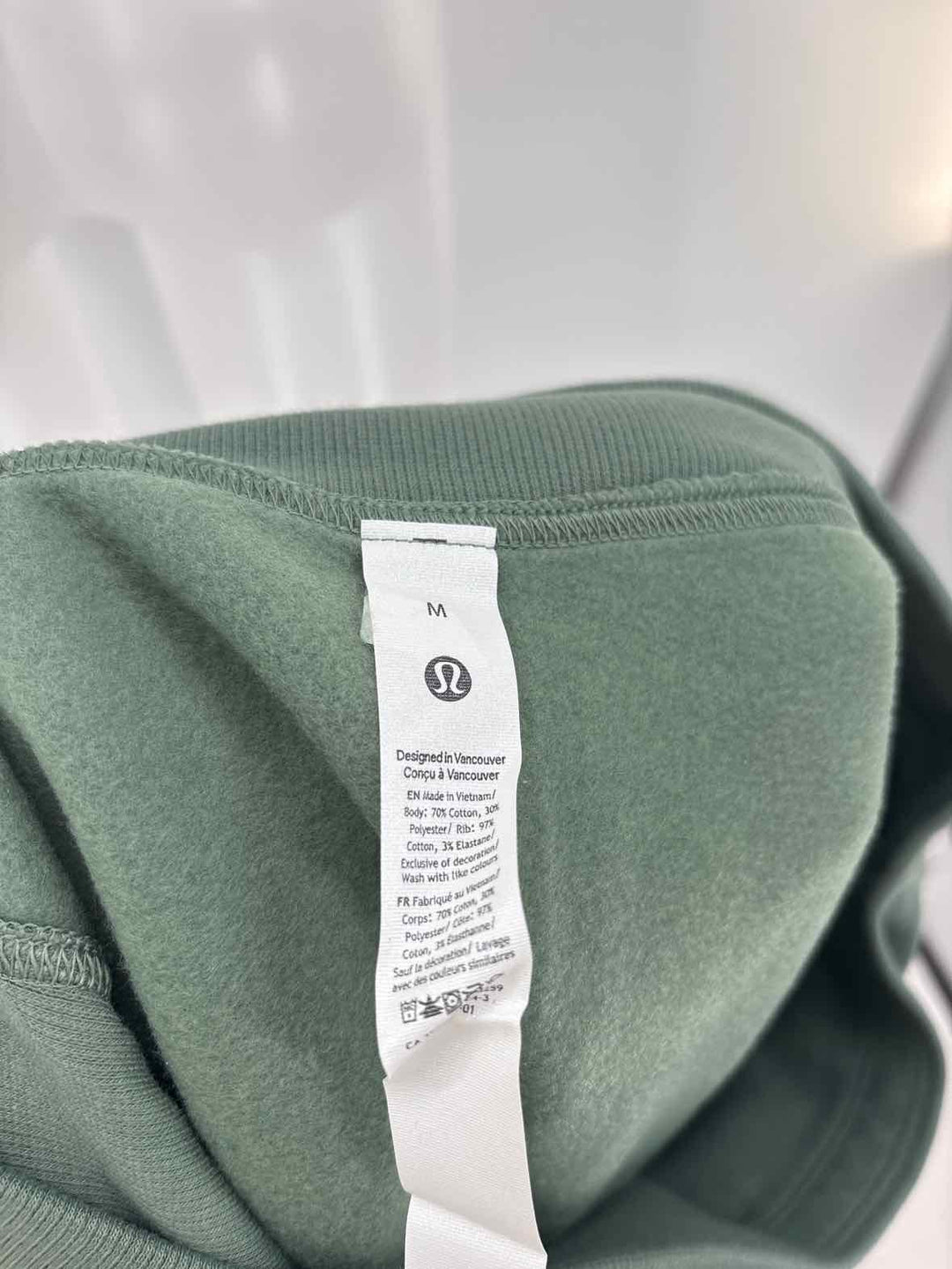 Size M Lululemon Green Skirt