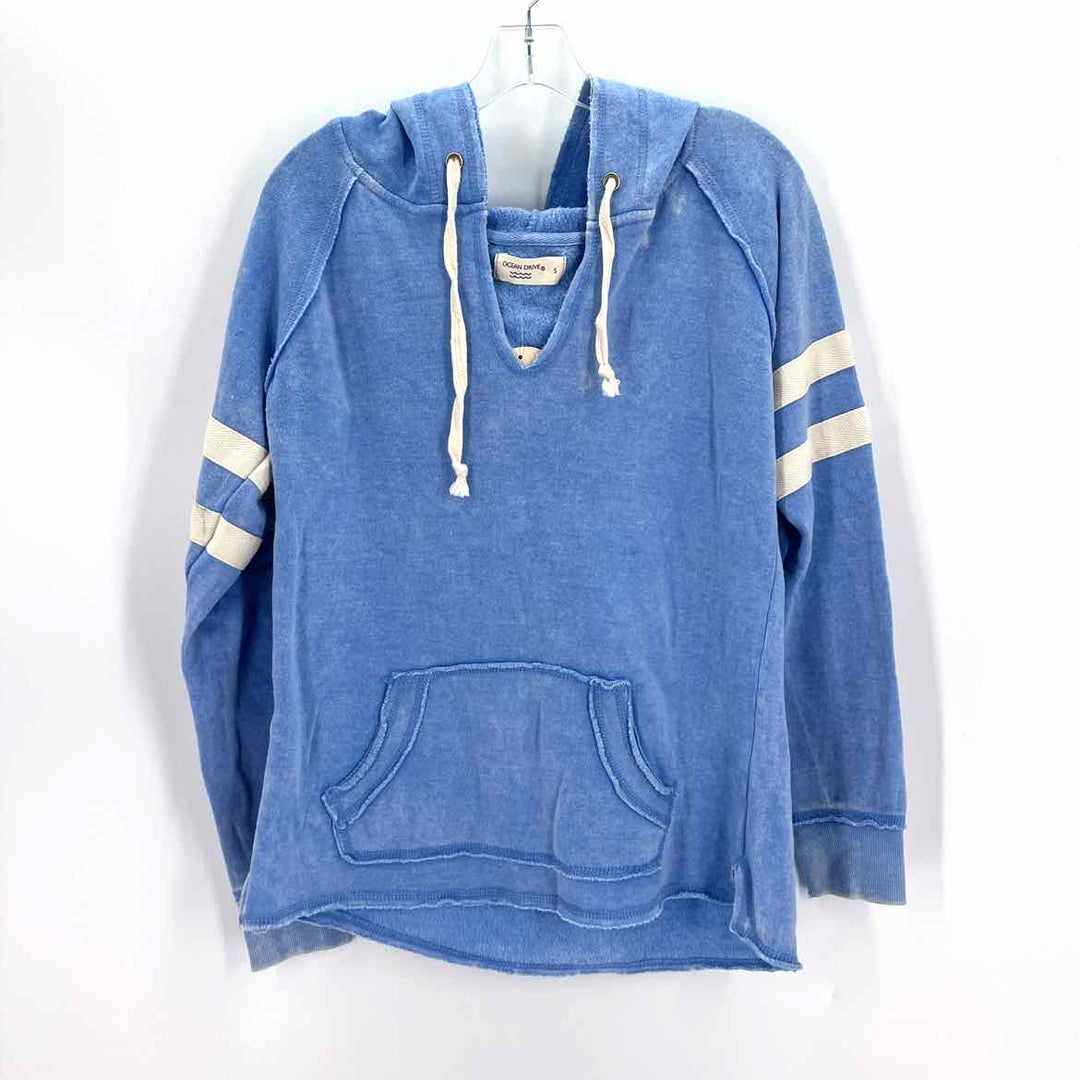 Size S Light Blue Knit Shirt