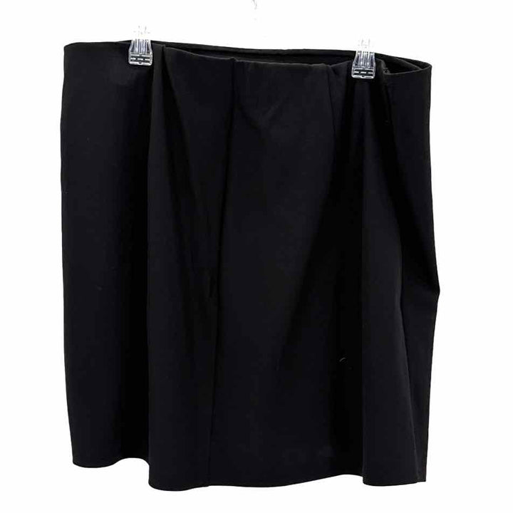 Size 2X Torrid Black Skirt