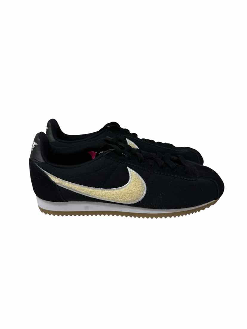 Shoe Size 9 Nike Black Sneakers