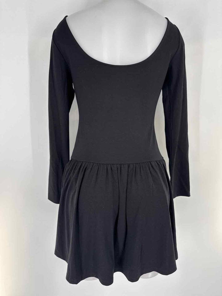 Size M GAP Black Dress