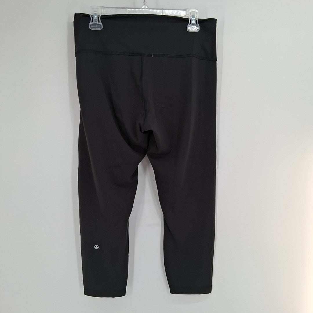 Size M Lululemon Black Capri