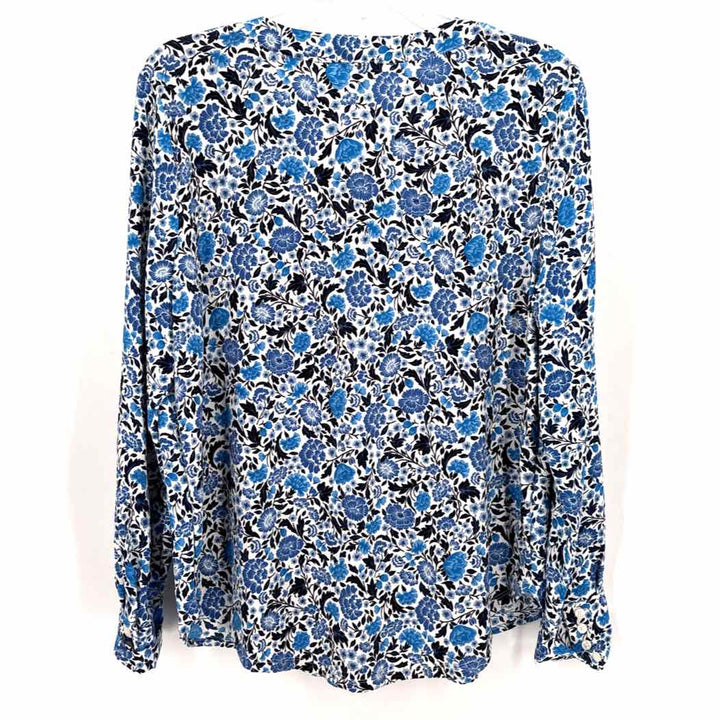Size M Ann Taylor Multi-Color Knit Shirt