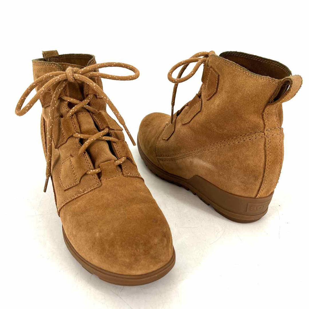 Shoe Size 10 Sorel Camel Suede Boots
