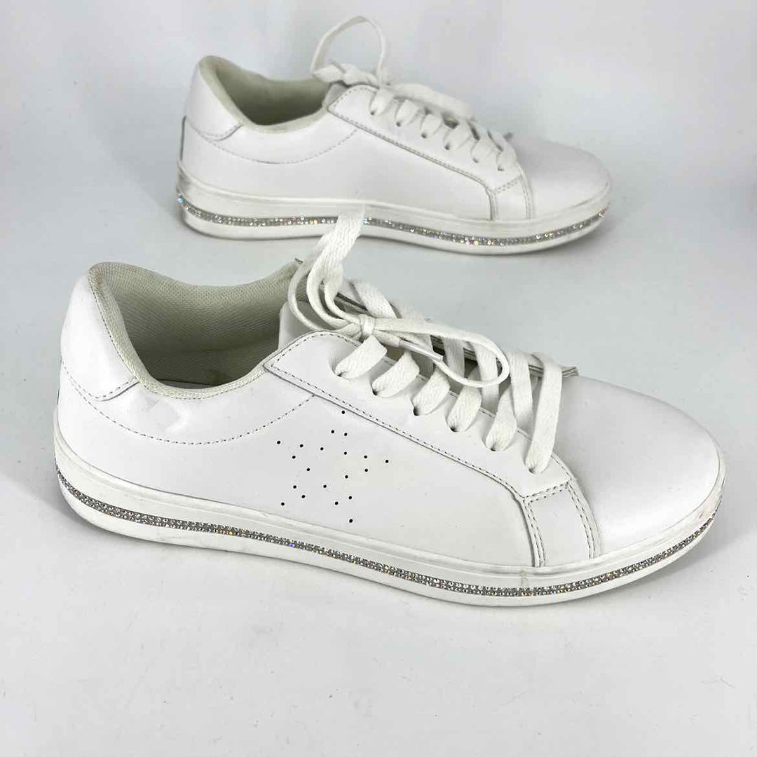 Shoe Size 8.5 White Faux Leather Rhinestone Sneakers