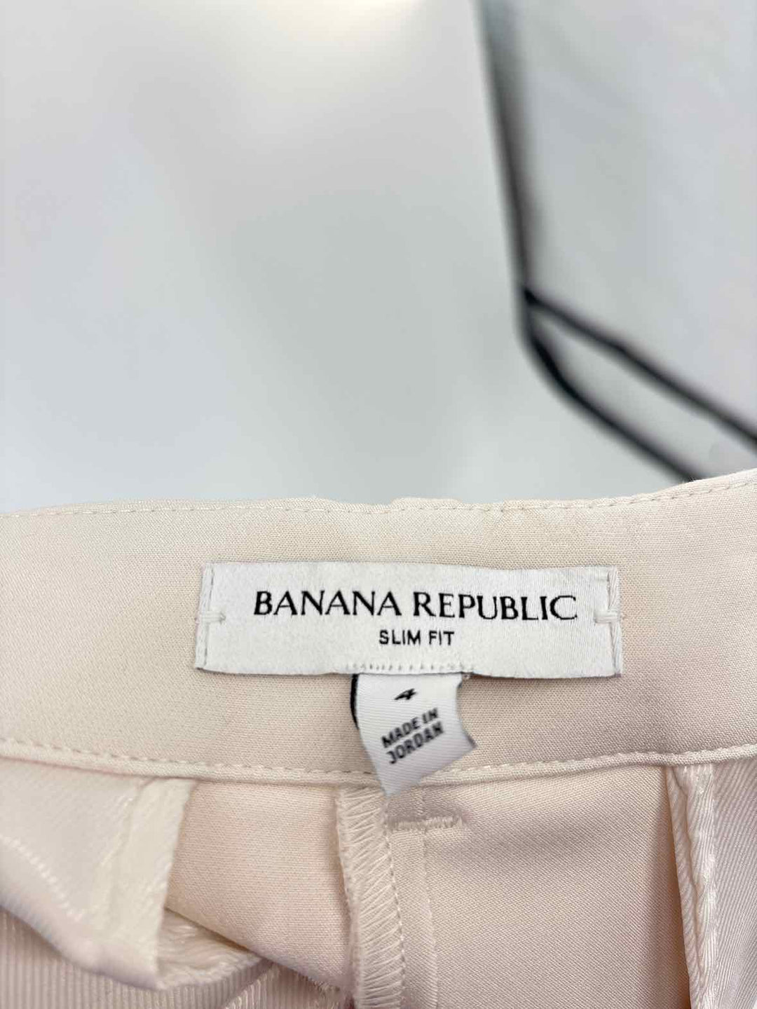 Size 4 Banana Republic Ivory Pants