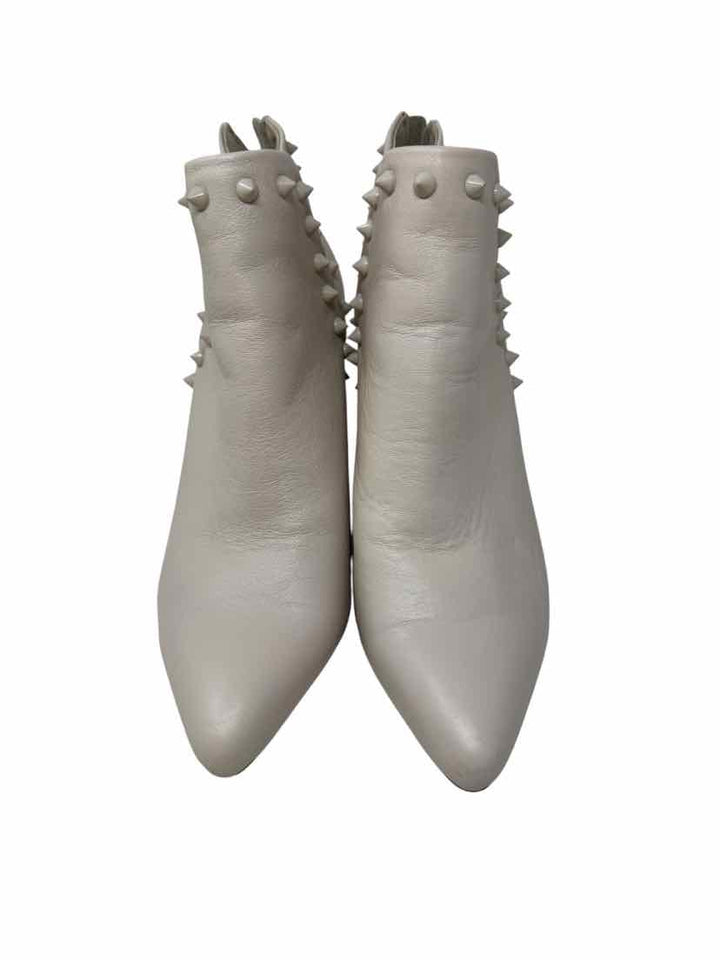 Shoe Size 8.5 Steve Madden Cream Boots