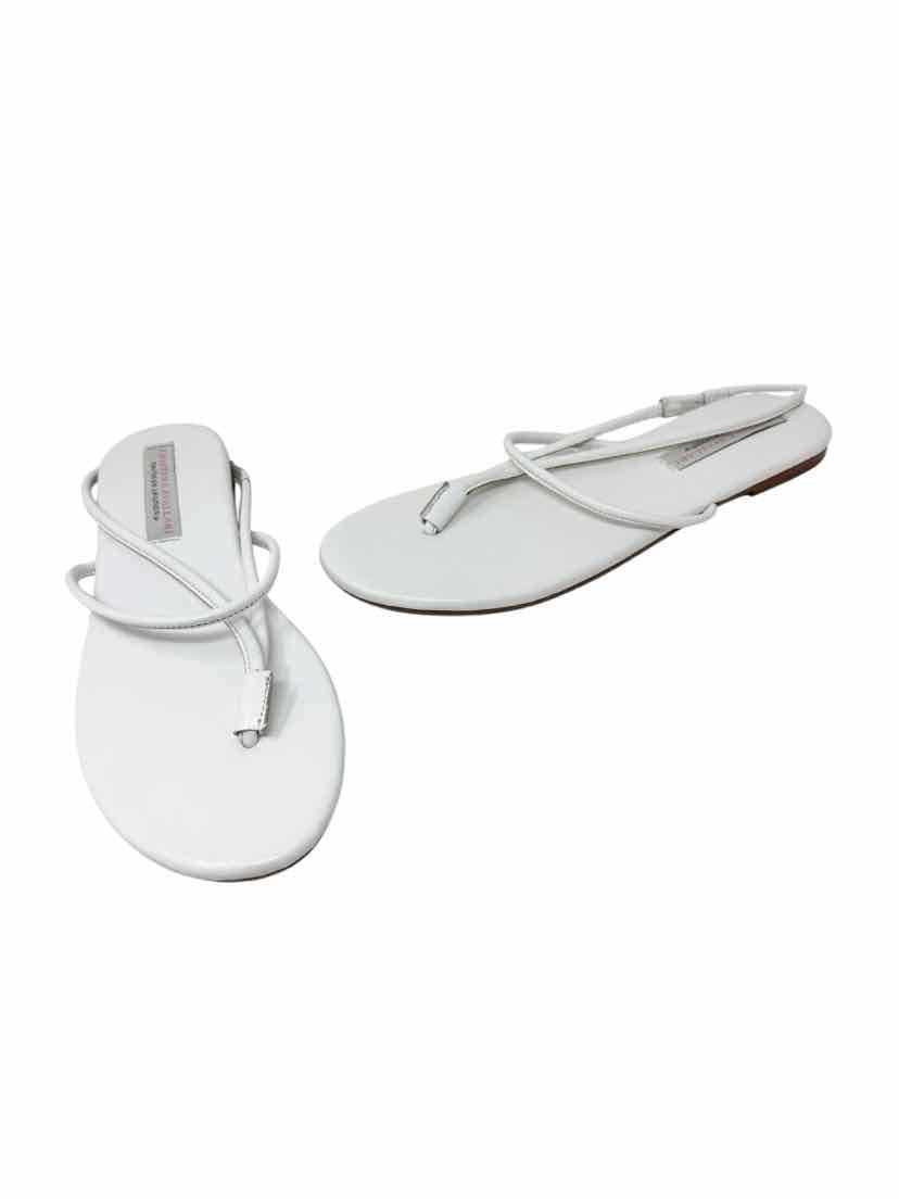 Shoe Size 9 CHINESE LAUNDRY White Sandals