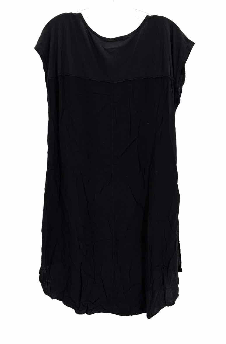 Size S T.LA Black Dress
