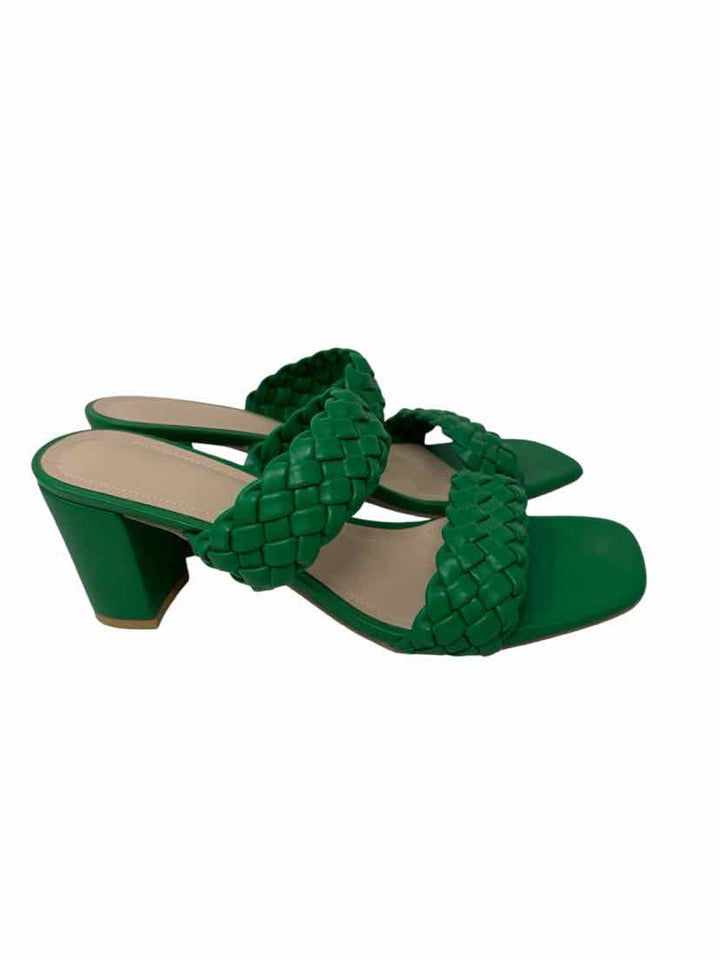Shoe Size 9.5 Green Sandals