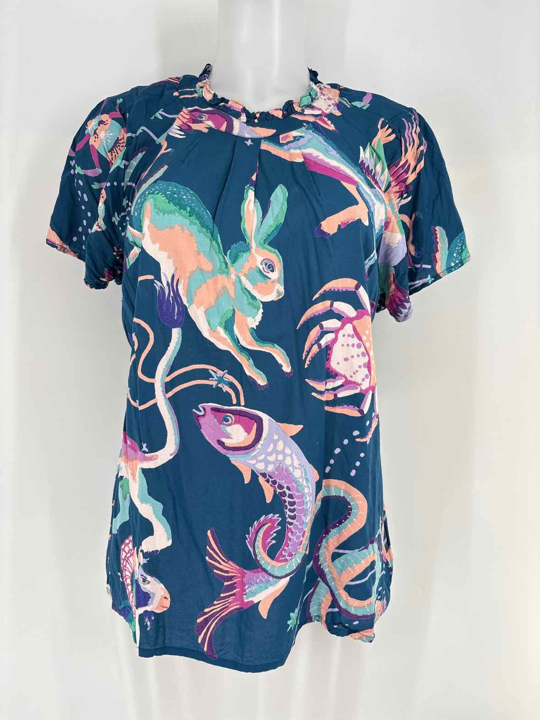 Size M Green Shirt