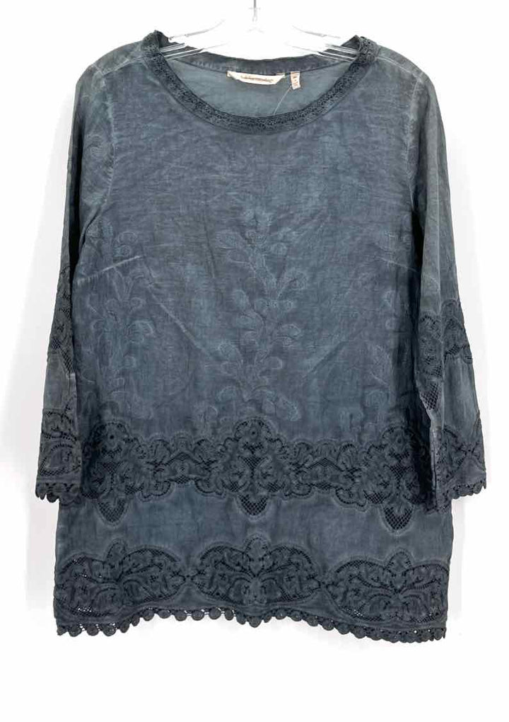 Size Petite SOFT SURROUNDINGS Blue Shirt