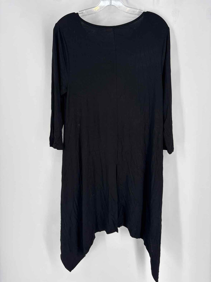 Size M Chico's Black Shirt