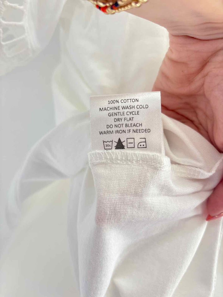 Size M Mud Pie White Shirt