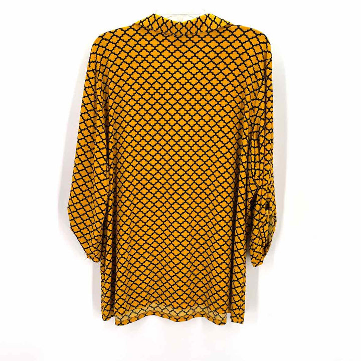 Size 3X Yellow Shirt