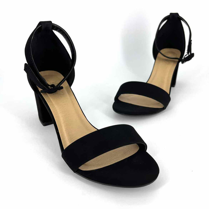 Shoe Size 7 Black Sandals