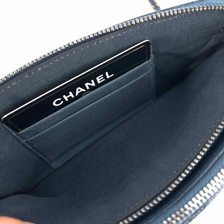 Chanel Luxury - Purse