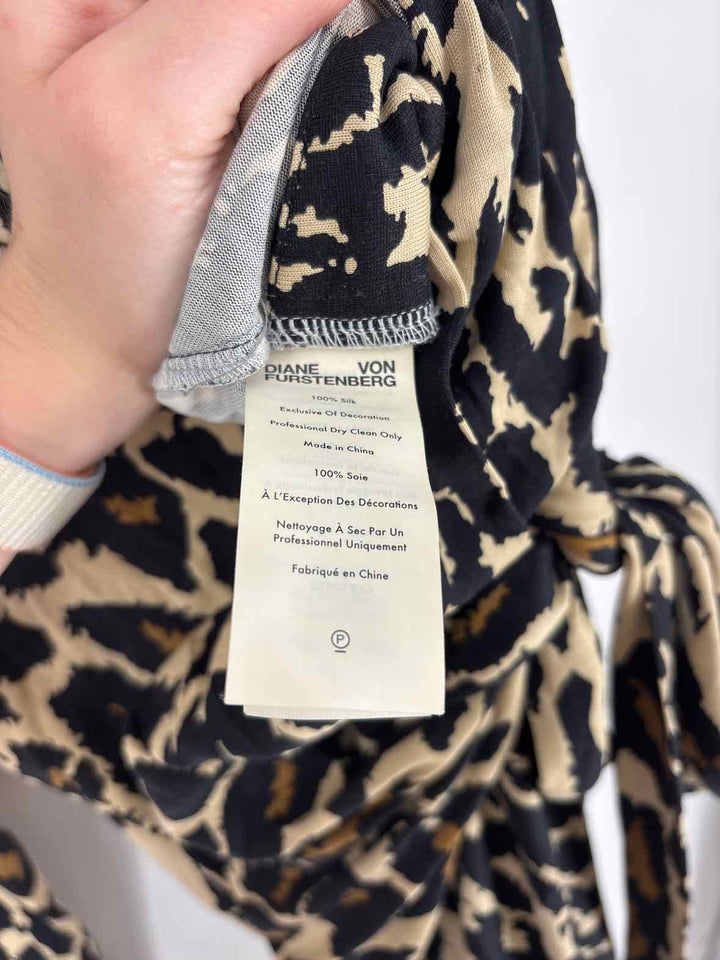 Size L DIANE VON FURSTENBERG Brown Romper