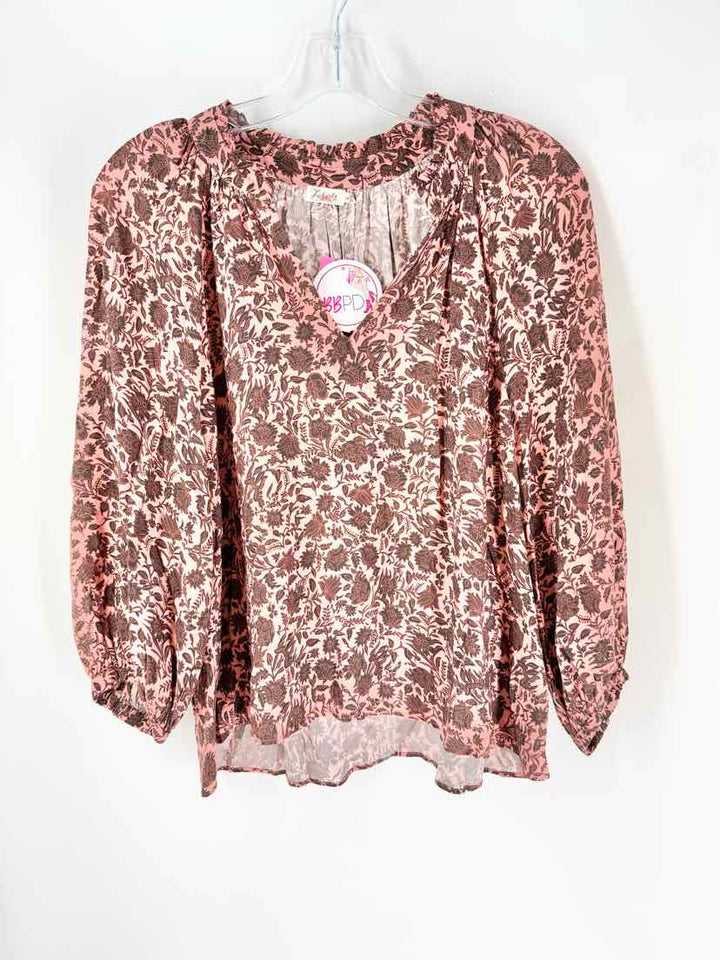Size M FAHERTY PINK PRINT Shirt