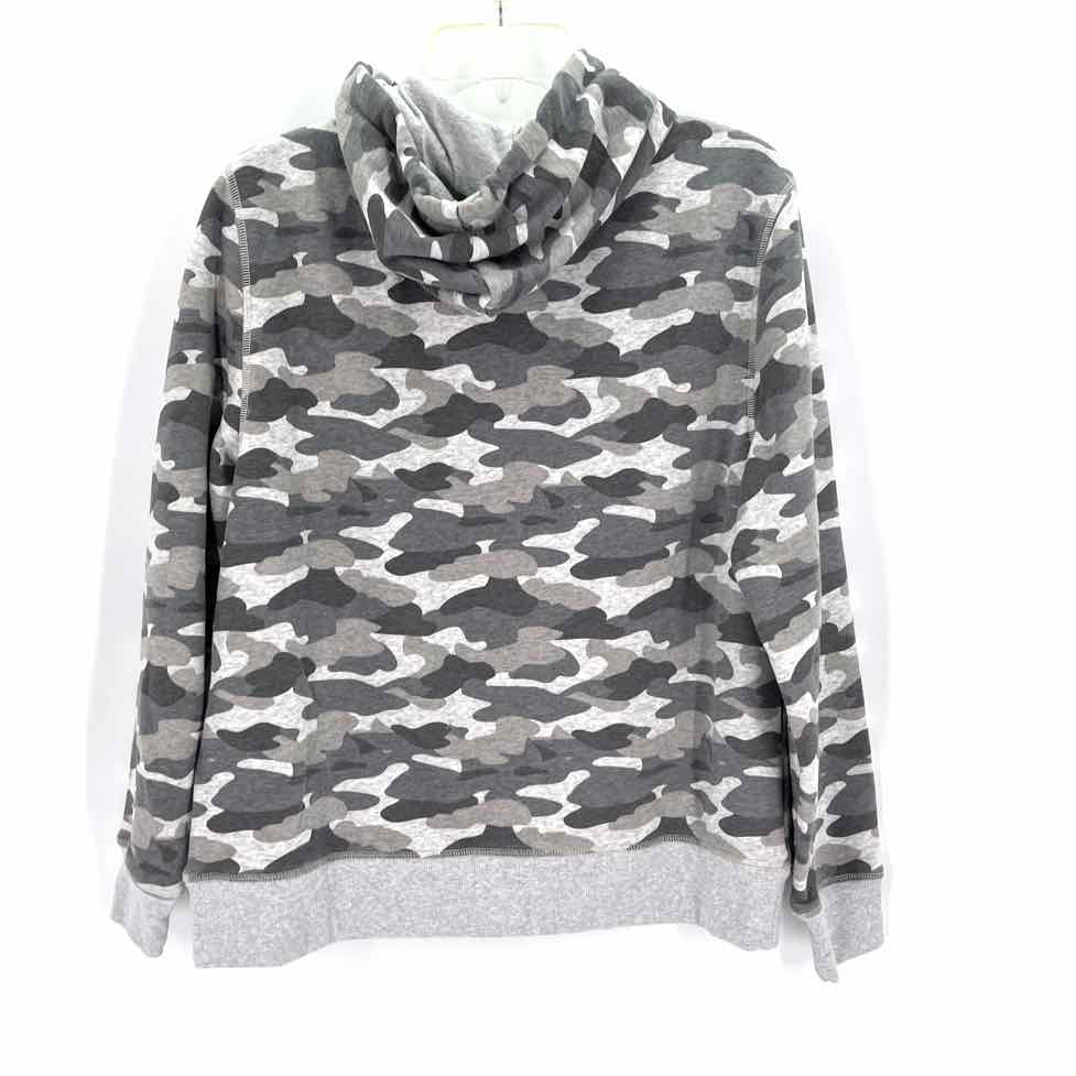 Size XL Gray Shirt