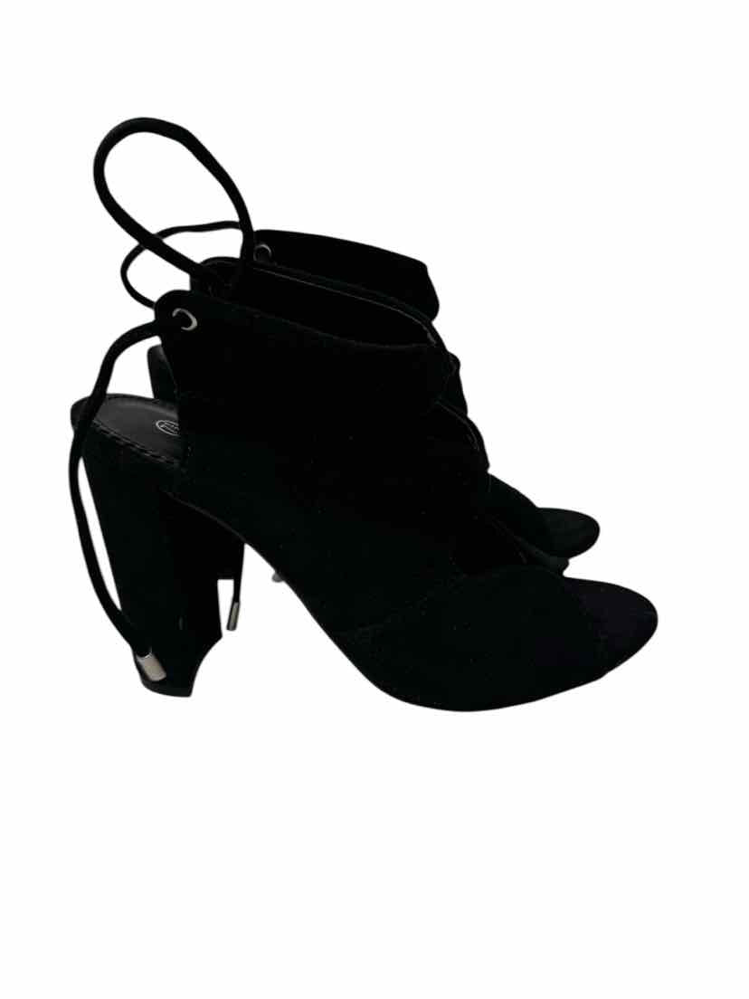 Shoe Size 7.5 H&M Black Heels